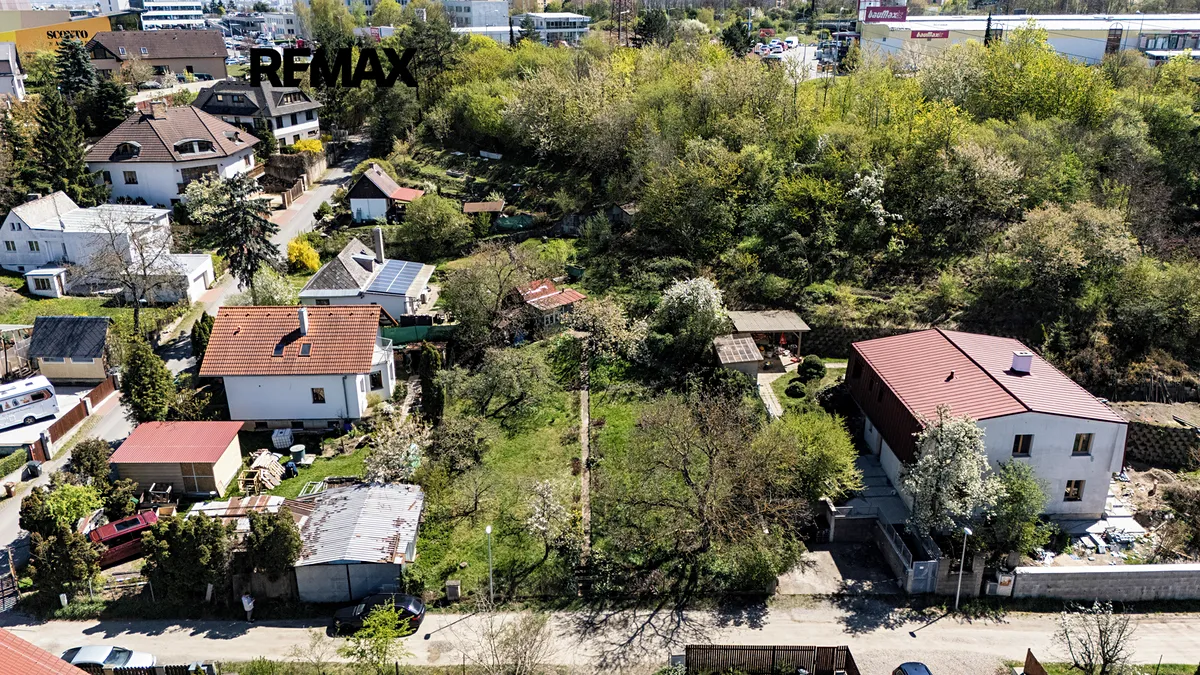 Prodej stavebního pozemku 763 m²